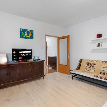 Dristor Large And Cozy Apartment Bucareste Exterior foto