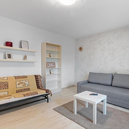 Dristor Large And Cozy Apartment Bucareste Exterior foto
